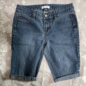 WHITE House Black Market Blanc Womens Denim Bermuda Shorts Size 4 Blue 5 Pockets
